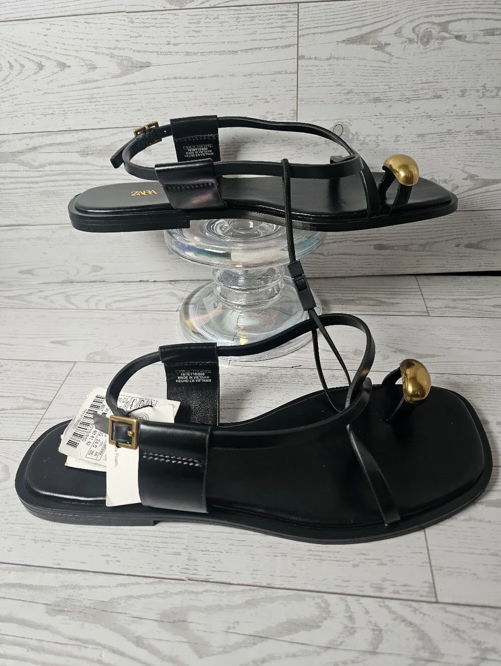 ​ZARA Black Flat Sandals Gold Toe Loop Hardware Size US 6.5 EU 37 New With Tags - Picture 7 of 11